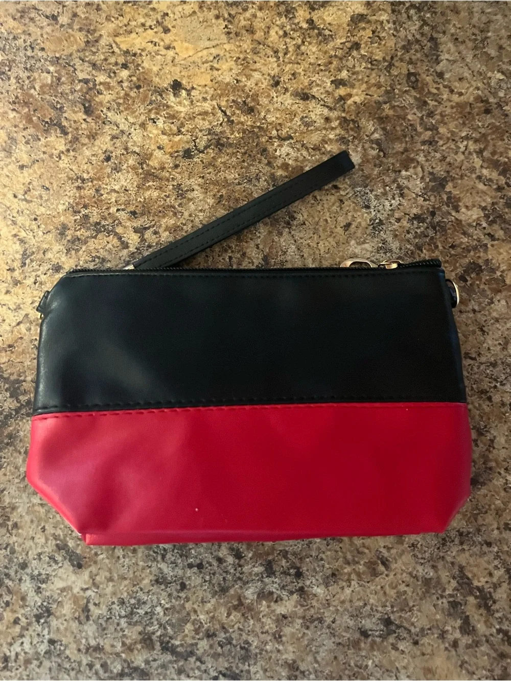 Polka Dot Bow Wristlet Clutch - Black & Red